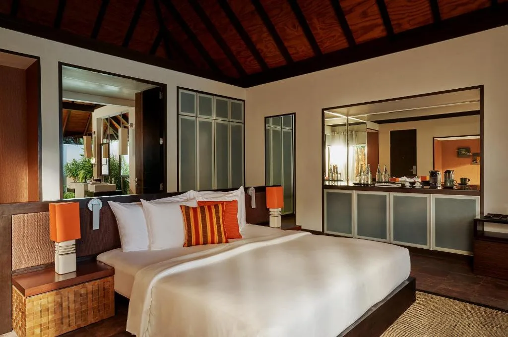 Niva Velassaru Maldives: another view