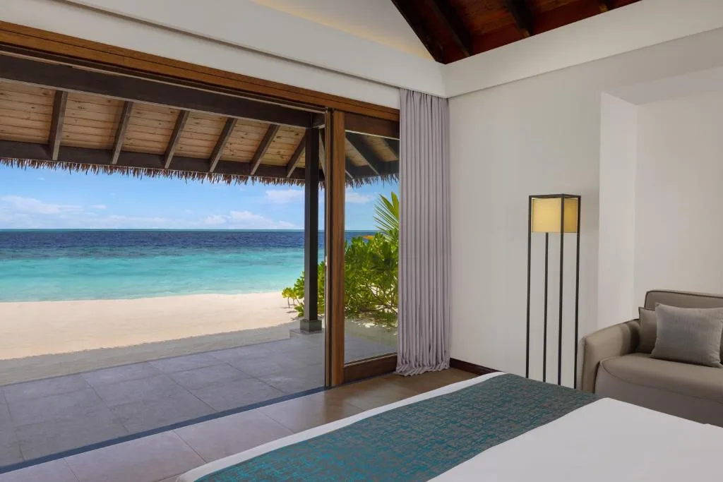 NOOE Maldives Kunaavashi: another view