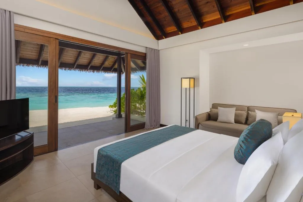 NOOE Maldives Kunaavashi: another view