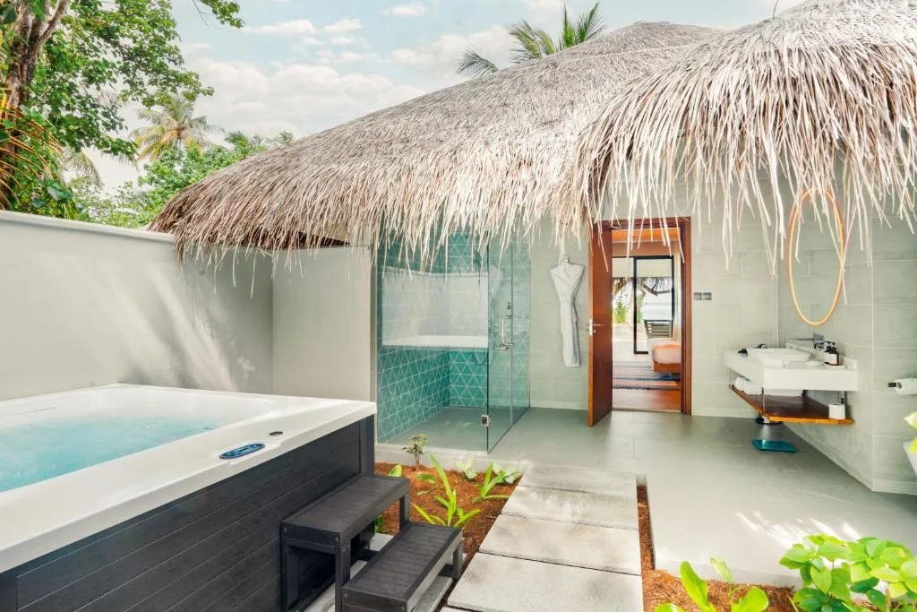Nova Maldives: another view