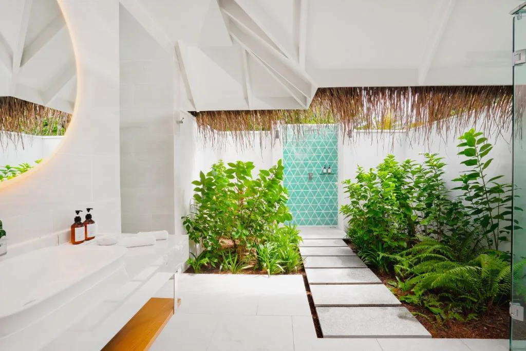 Nova Maldives: another view