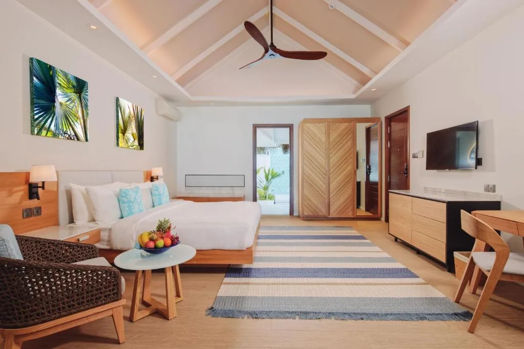 Nova Maldives: another view