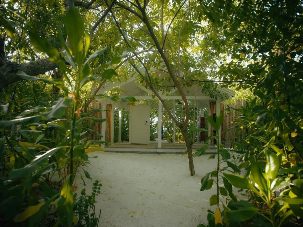 Oaga Art Resort Maldives: another view