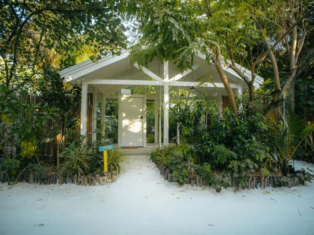 Oaga Art Resort Maldives: another view