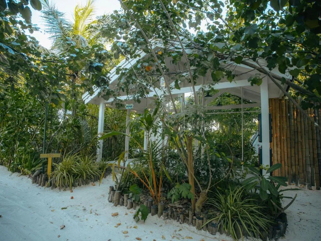 Oaga Art Resort Maldives: another view