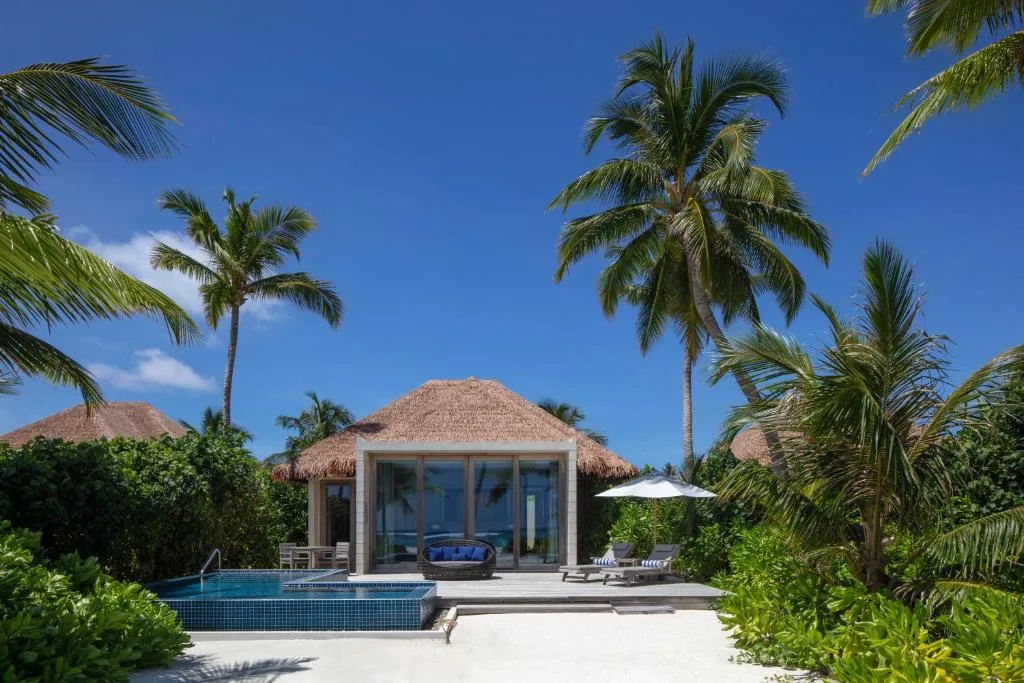 Radisson Blu Resort Maldives: another view