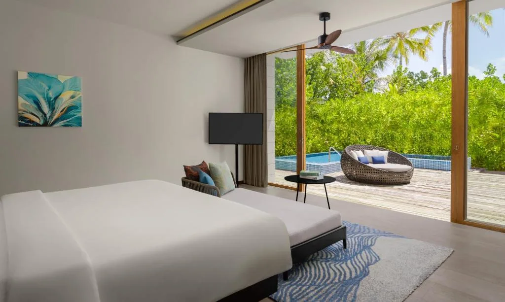 Radisson Blu Resort Maldives: another view
