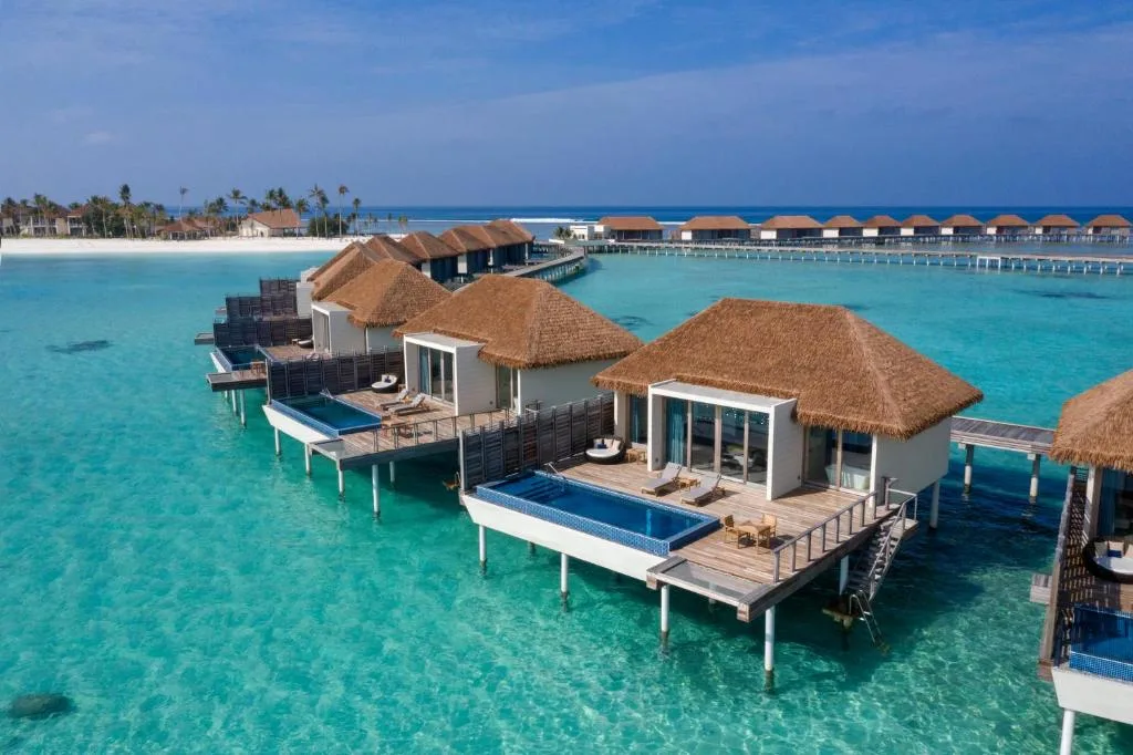 Radisson Blu Resort Maldives: another view