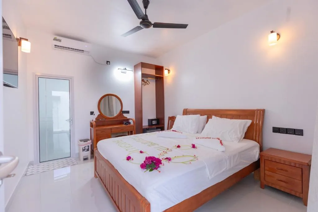 Rangali Thoddoo Maldives: another view
