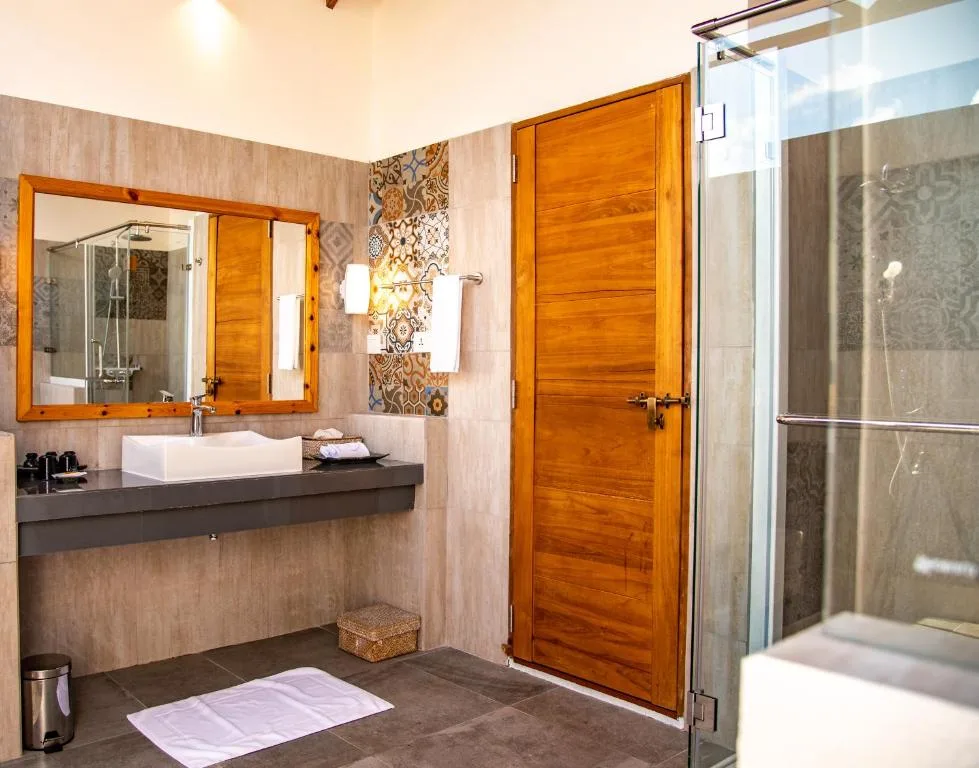 Reethi Faru Resort: another view