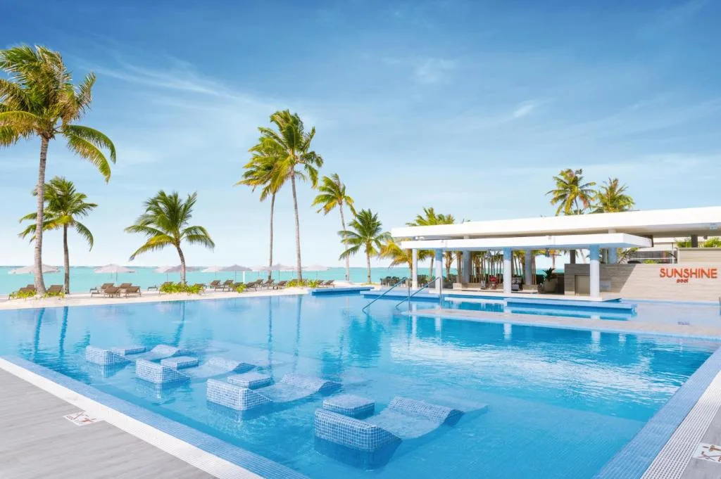 Riu Atoll: another view