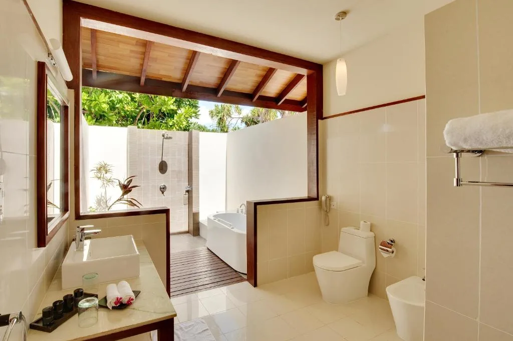 Robinson Maldives: another view