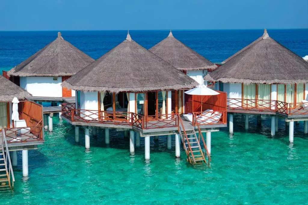 Safari Island Resort & Spa Maldives: another view
