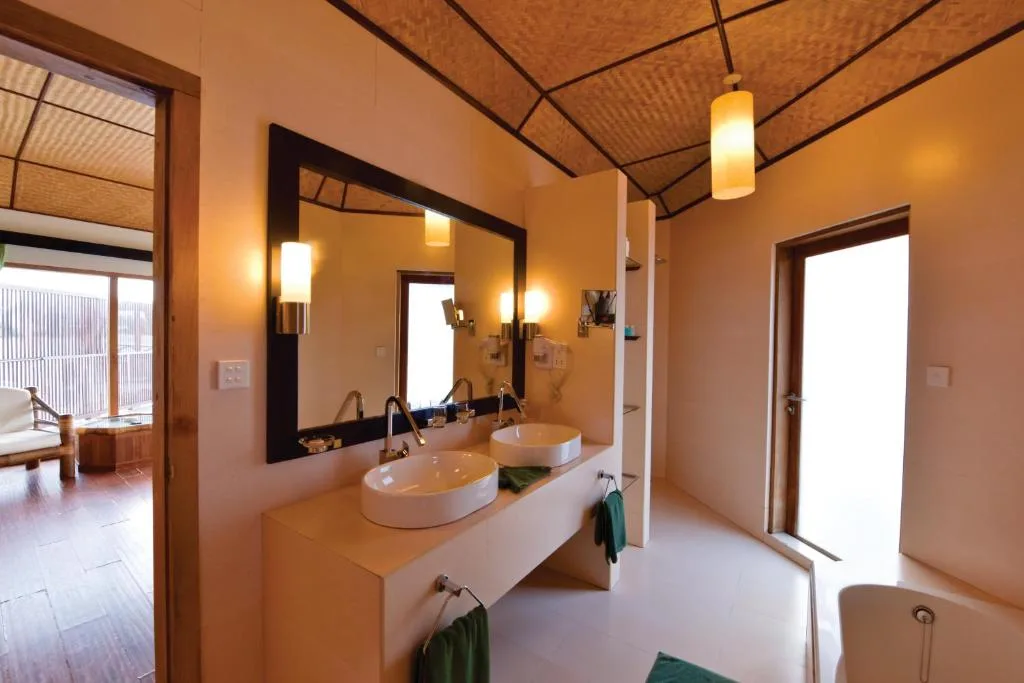 Safari Island Resort & Spa Maldives: another view
