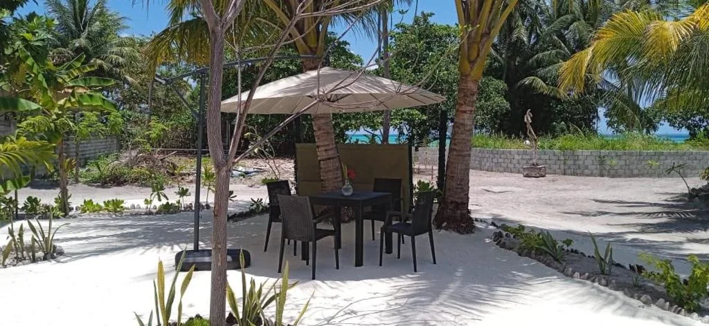 Seaside Dhangethi Inn: another view