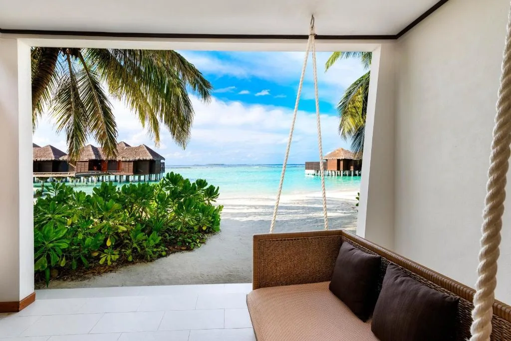 Sheraton Maldives Full Moon Resort & Spa: another view