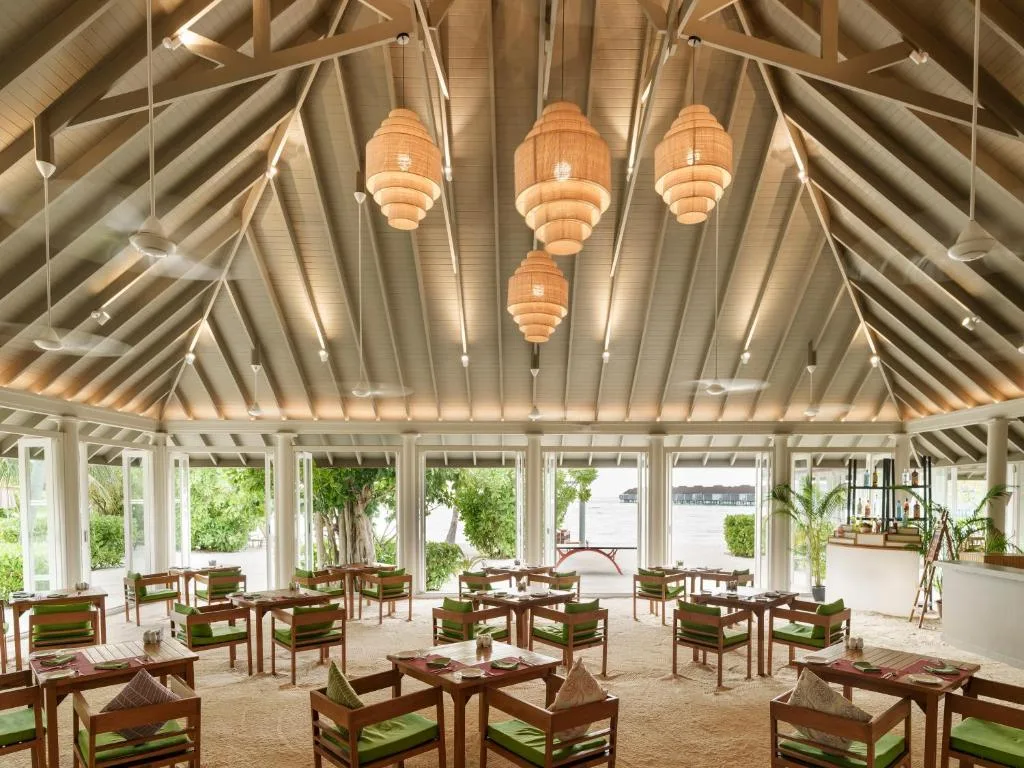Sun Siyam Olhuveli: another view
