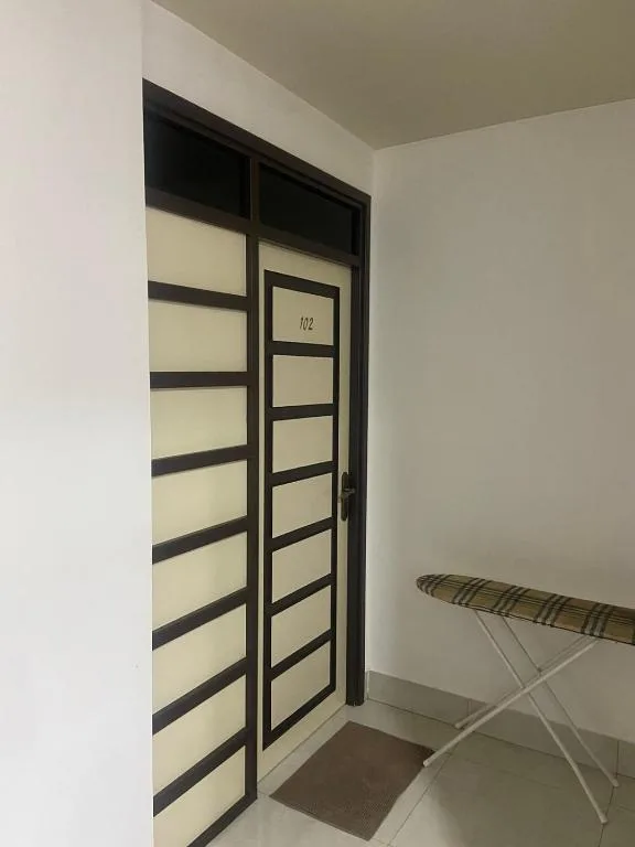Sunview Residence: another view