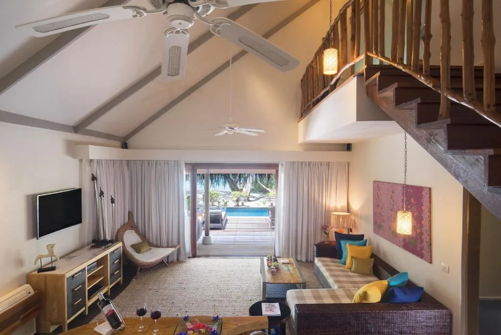 Taj Coral Reef Resort & Spa Maldives: another view
