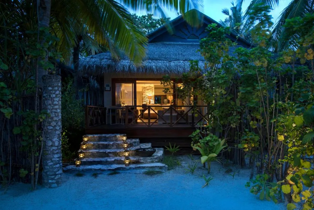 Taj Coral Reef Resort & Spa Maldives: another view