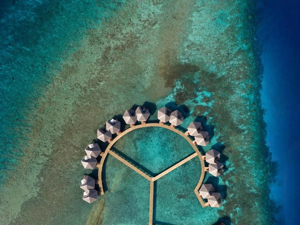 V Villas Maldives at Mirihi, MGallery Collection: another view