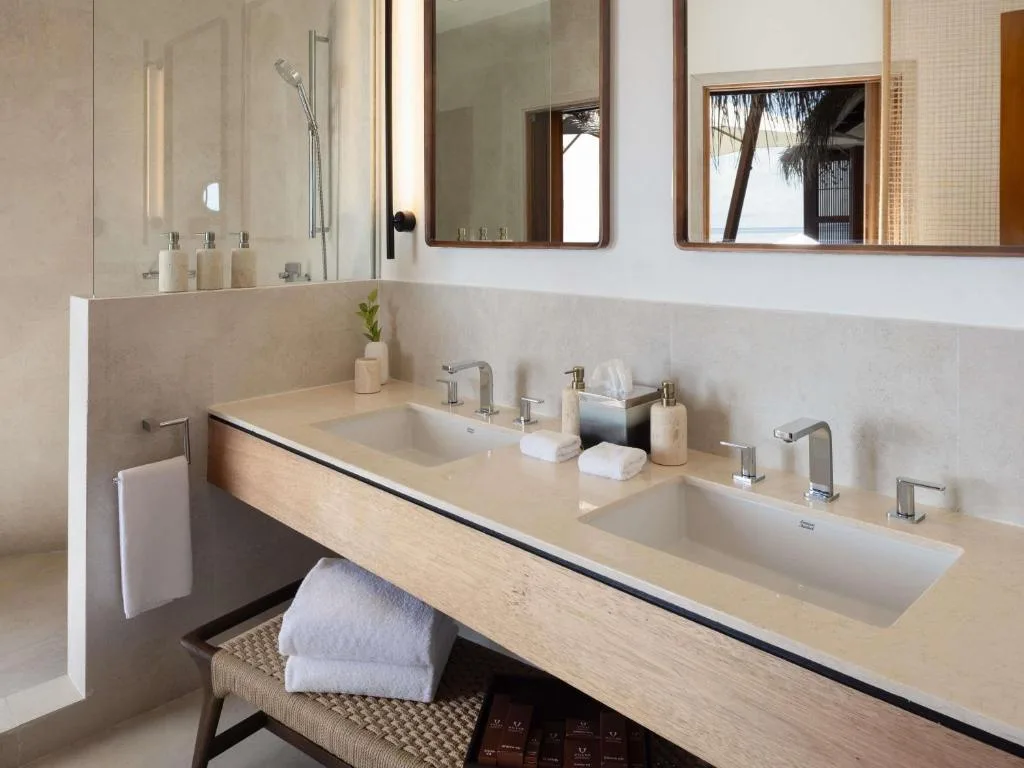 V Villas Maldives at Mirihi, MGallery Collection: another view