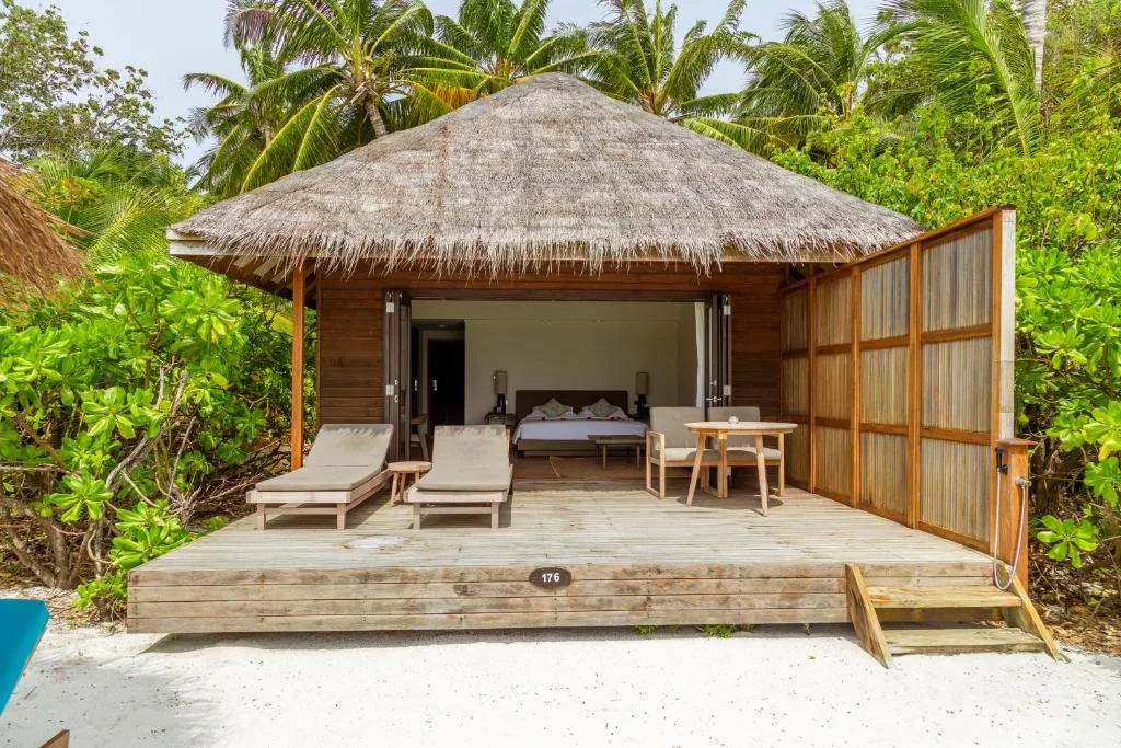 Veligandu Maldives Resort Island: another view