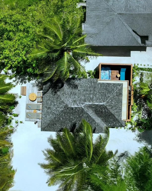 Veligandu Maldives Resort Island: another view