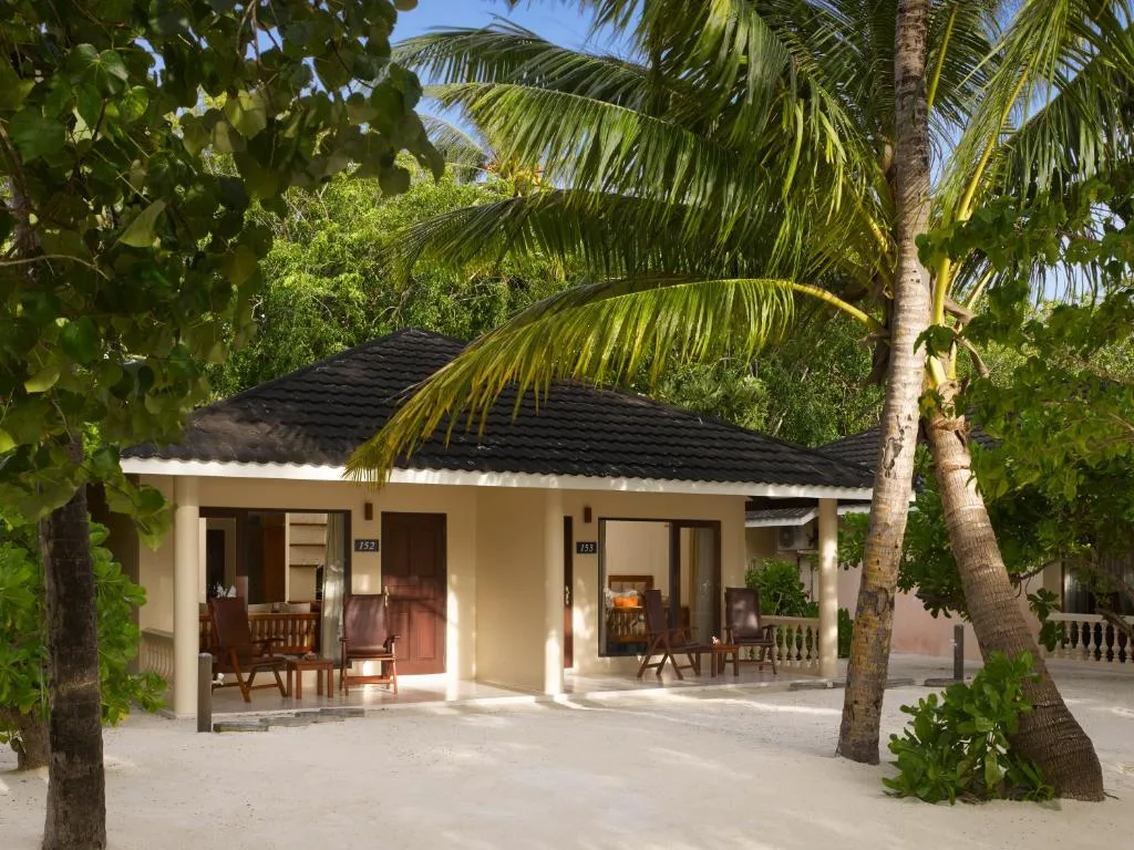Villa Nautica Paradise Island Resort: another view